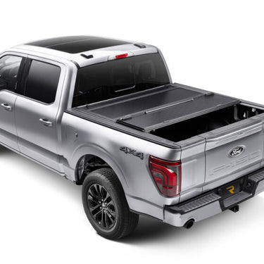 BAK 21-22 Ford F-150 (Incl. 2022 Lightning) BAKFlip G2 5.7ft Bed Cover