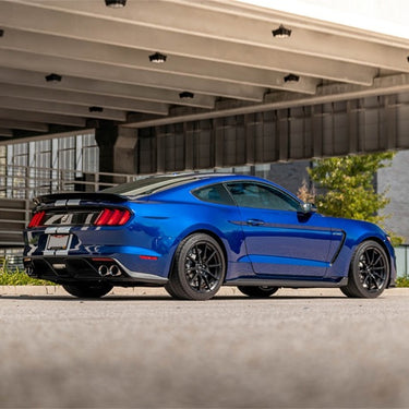 Corsa 2015-2020 Ford Mustang GT350/R 5.2L V8 Dual Rear Cat-Back- Stainless Dual Rear Exit