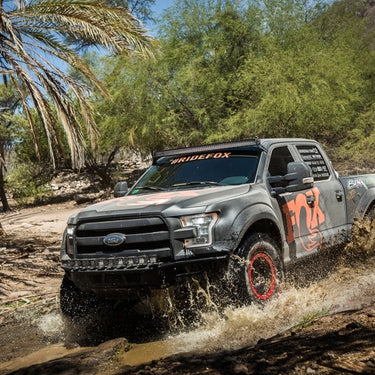 Fox 17-18 Ford F-250 4WD 2.0 Performance Series 13.6in. Smooth Body IFP Rear Shock / 4-6in Lift