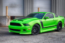 Load image into Gallery viewer, 13-14 C-SERIES Body Kit