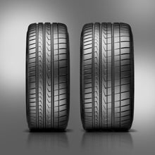 Load image into Gallery viewer, 2015-2021 Mustang Vossen VFS1 Vredestein Wheel and Tire Package