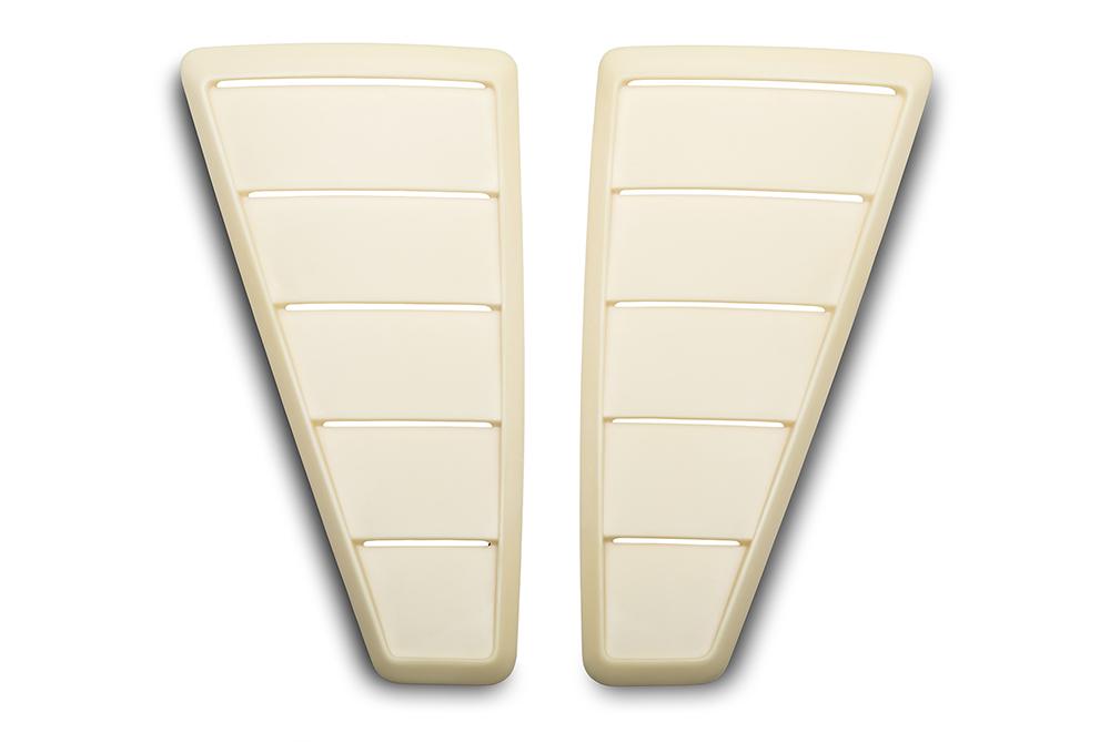 05-09 Mustang 65' Style Quarter Window Louvers